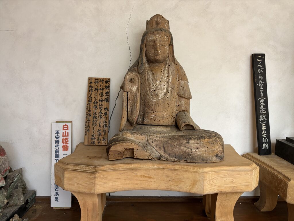 長谷寺の女神座像