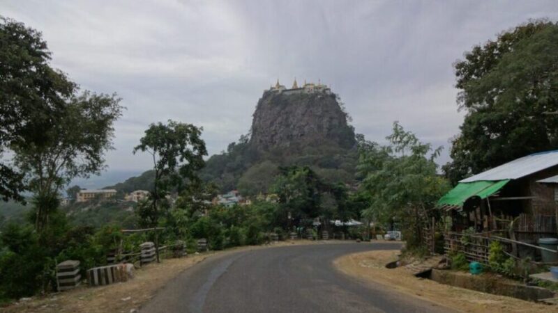 【治安情報あり】ミャンマー・バガン近郊「ポッパ山」の行き方と半日観光レビュー