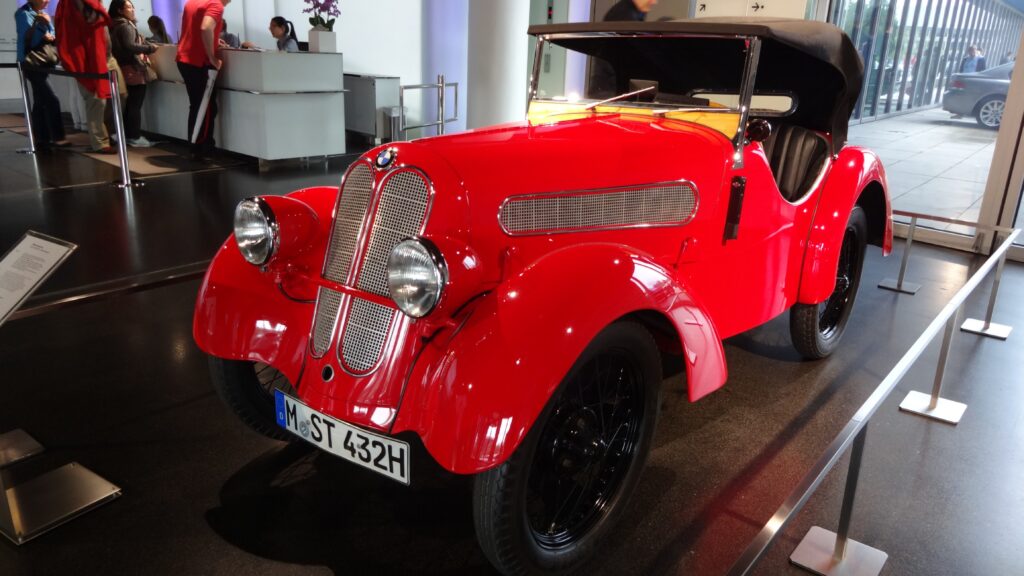 クラッシックカーの展示スペース