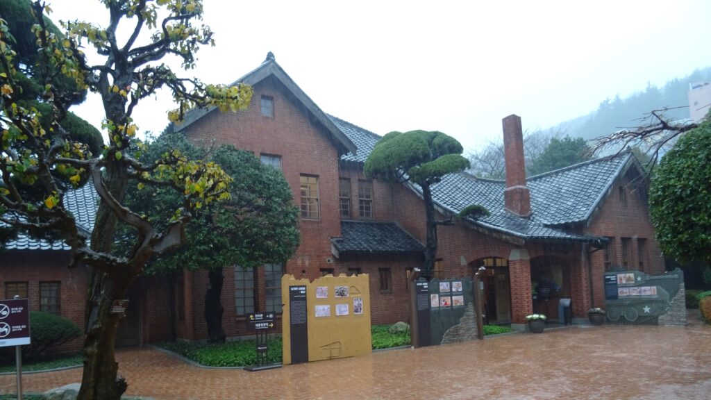 臨時首都記念館の外観