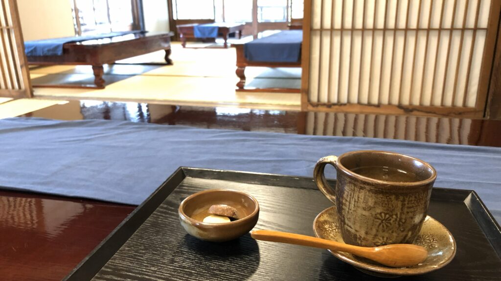 文化共感水晶のカフェメニューと雰囲気