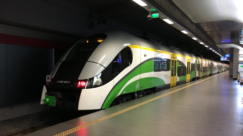 空港からの行き方・アクセス方法と交通手段